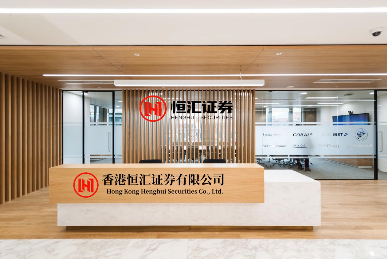 盛金证券 世界斯诺克锦标赛：赵心童8-8战平肖恩·墨菲